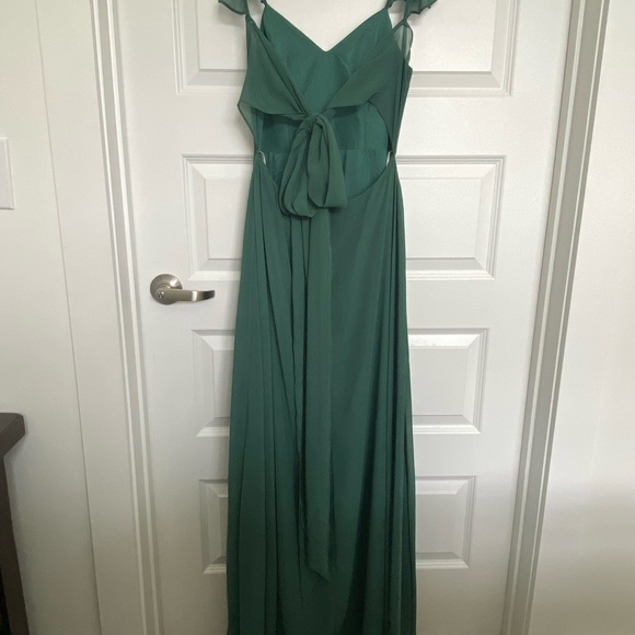 🌲Forest Green Floor Length Dress🌲 - Picture 2 of 4